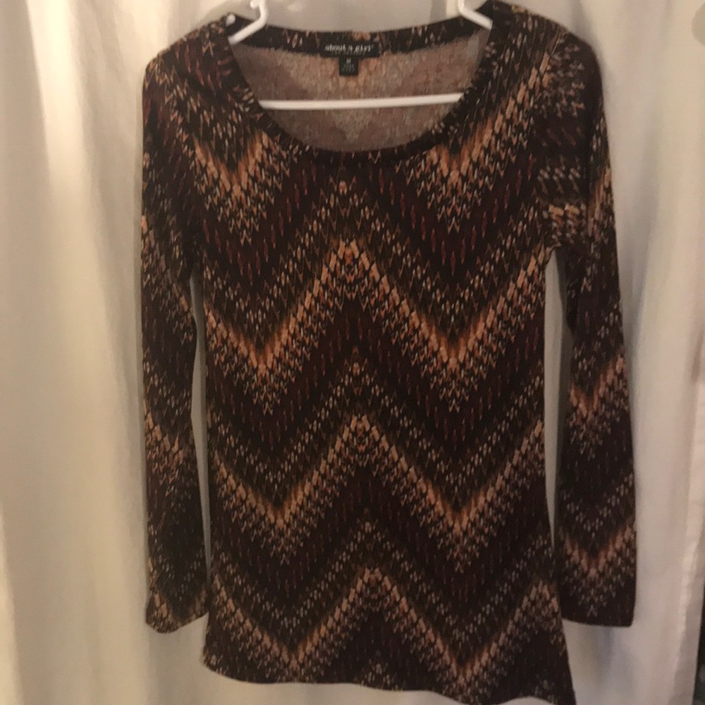 Long brown patterned top